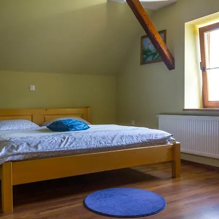 Turisticna Kmetija Toman Farm stay *