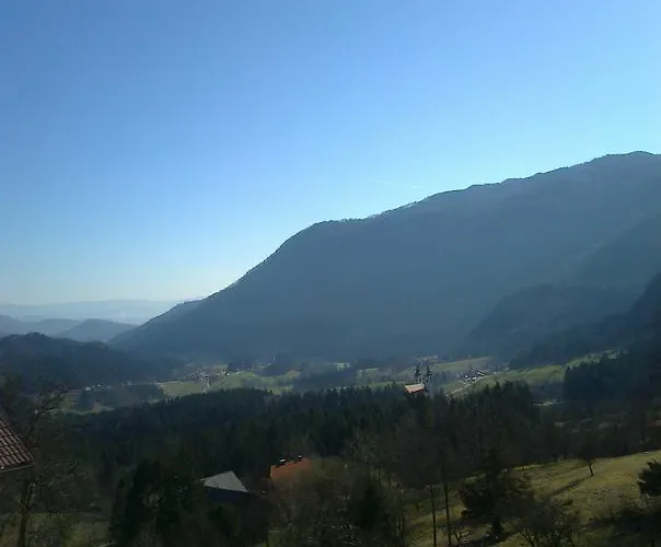 Bivanje na kmetiji Turisticna Kmetija Toman