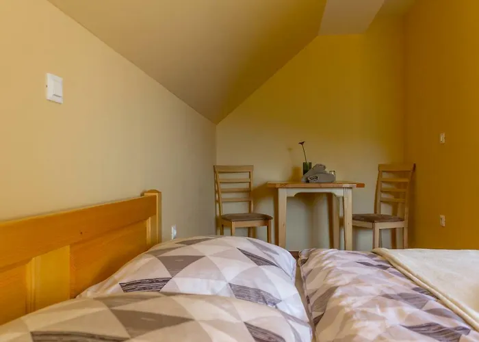 Bivanje na kmetiji Turisticna Kmetija Toman *